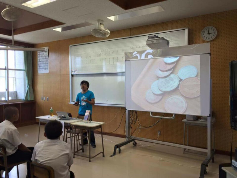 rehug | 糸満中学校2年生か